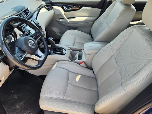 used 2022 Nissan Rogue Sport car, priced at $21,999