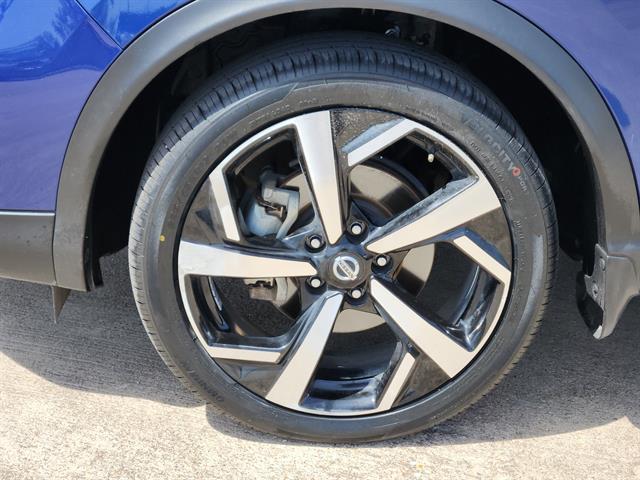used 2022 Nissan Rogue Sport car, priced at $21,999