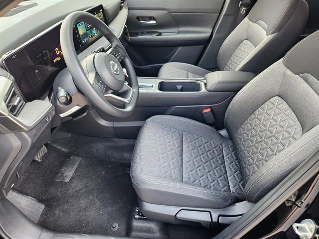 new 2025 Nissan Kicks car, priced at $25,450