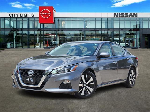 used 2022 Nissan Altima car, priced at $19,999