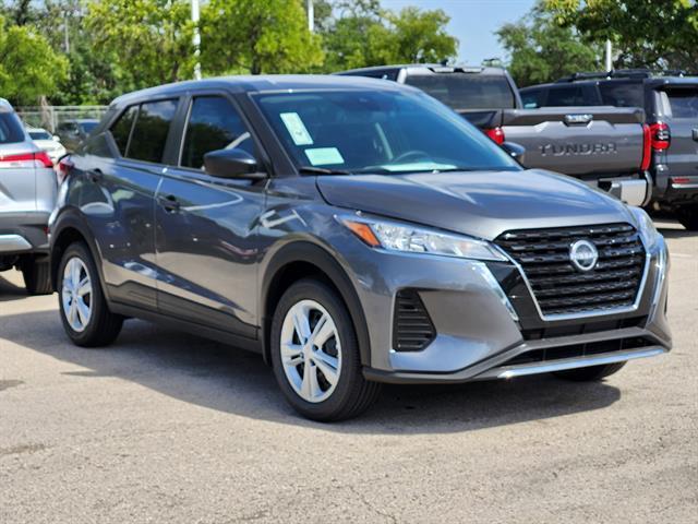 new 2025 Nissan Kicks Play car, priced at $21,999
