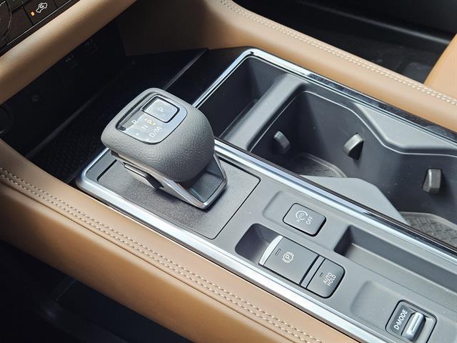 new 2025 Nissan Pathfinder car, priced at $48,295