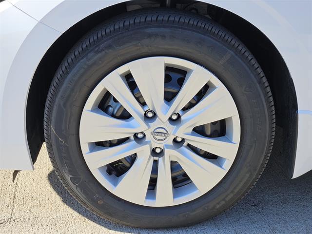 new 2025 Nissan Sentra car, priced at $19,499