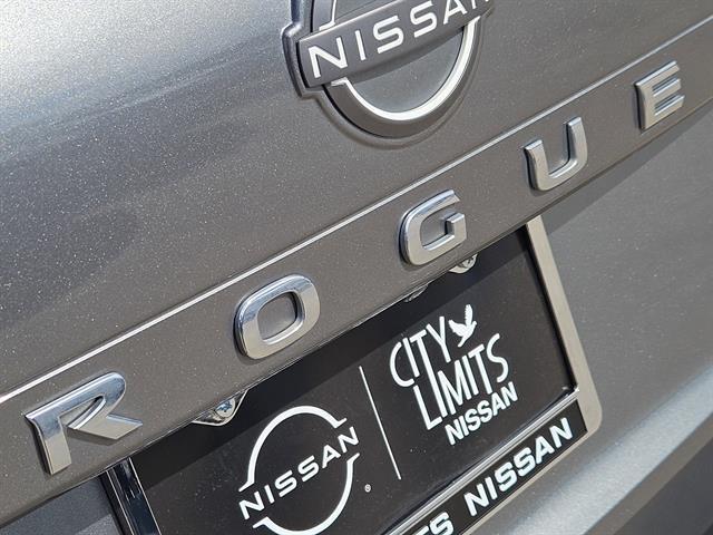 used 2023 Nissan Rogue car, priced at $17,999