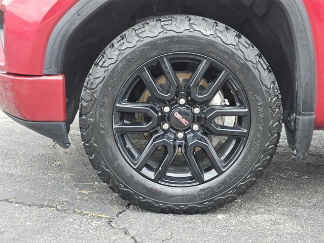 used 2019 GMC Sierra 1500 car, priced at $28,851