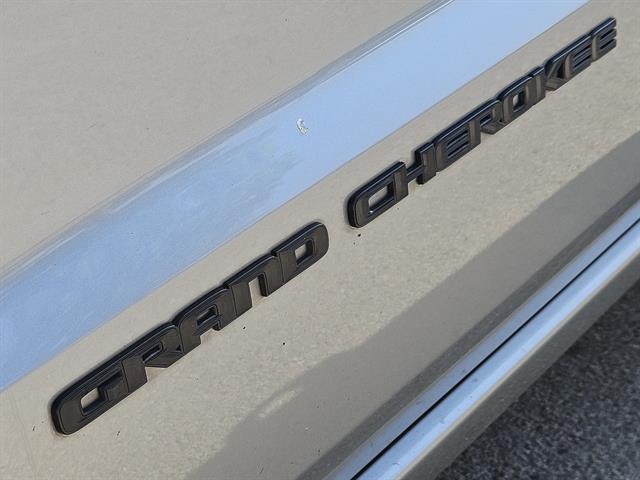 used 2021 Jeep Grand Cherokee car, priced at $18,599