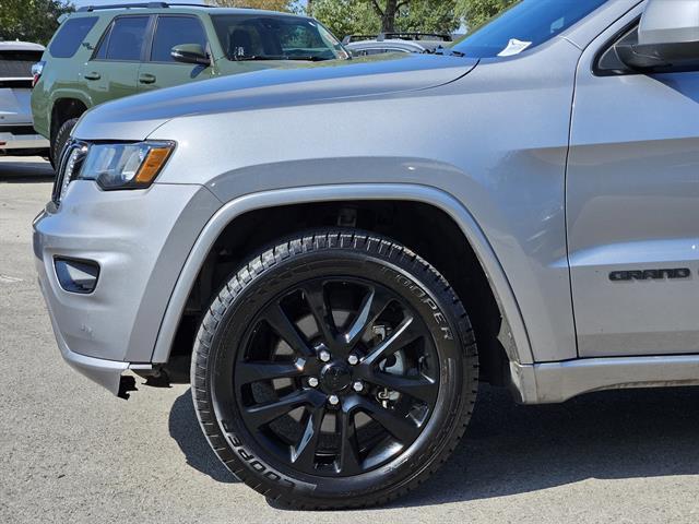 used 2021 Jeep Grand Cherokee car, priced at $18,599