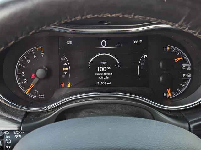 used 2021 Jeep Grand Cherokee car, priced at $18,599