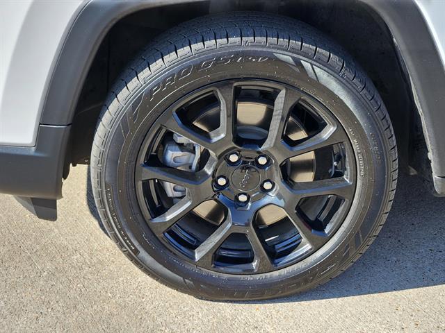 used 2023 Jeep Compass car, priced at $18,999