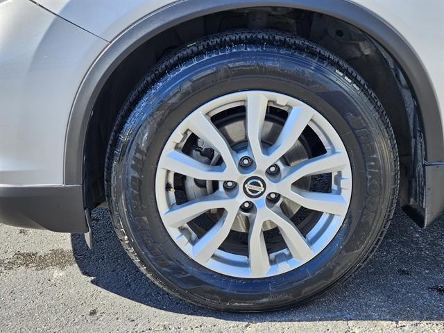 used 2017 Nissan Rogue car, priced at $13,999