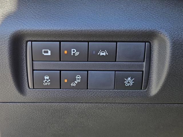 new 2025 Nissan Kicks Play car, priced at $19,999