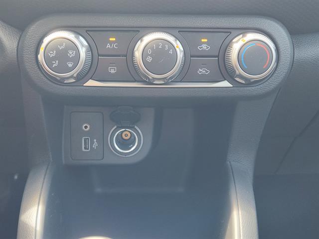 new 2025 Nissan Kicks Play car, priced at $21,999