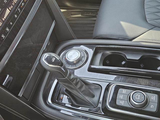 used 2024 INFINITI QX80 car, priced at $60,299