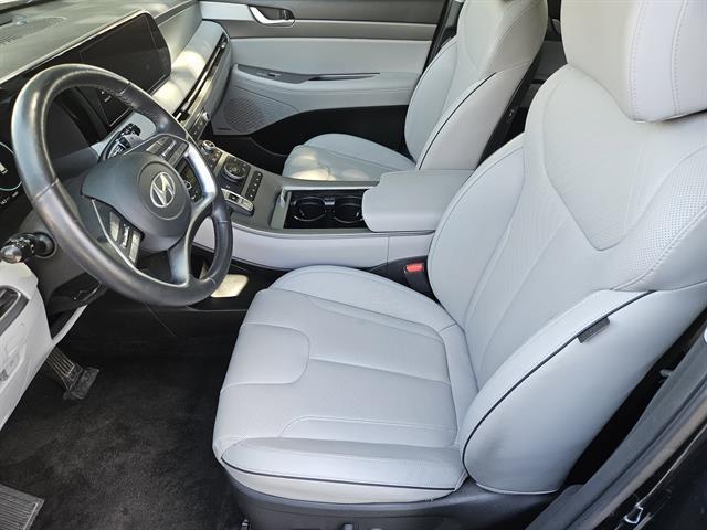 used 2024 Hyundai Palisade car, priced at $34,999