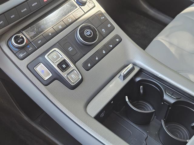 used 2024 Hyundai Palisade car, priced at $34,999