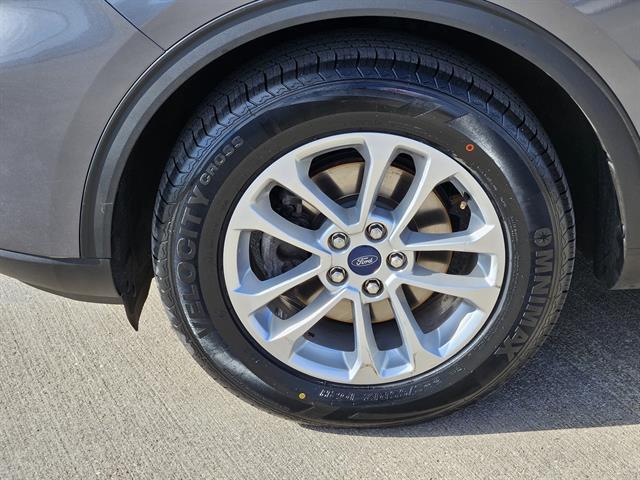 used 2022 Ford Escape car, priced at $22,999
