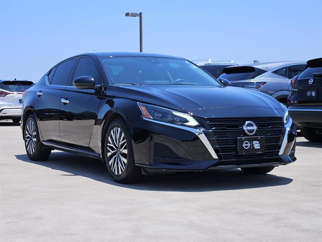 used 2023 Nissan Altima car, priced at $20,999