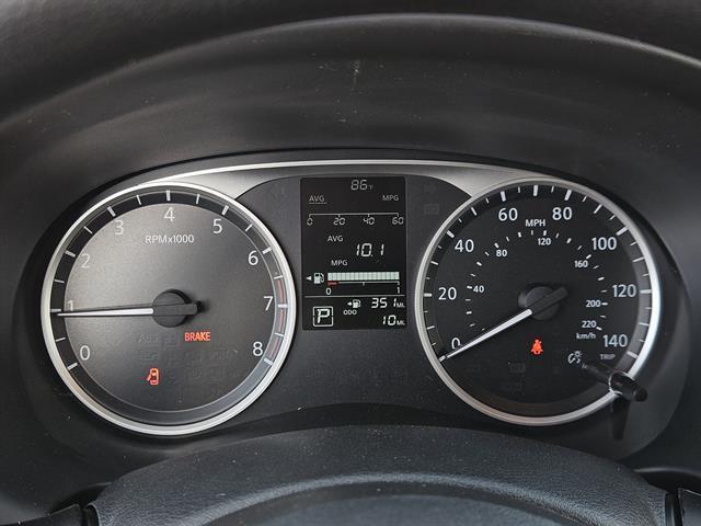 new 2025 Nissan Kicks Play car, priced at $19,999