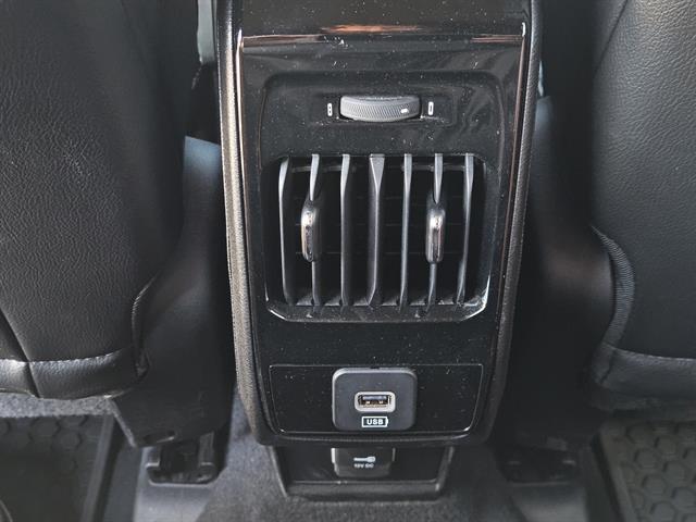 used 2023 Jeep Compass car, priced at $25,999