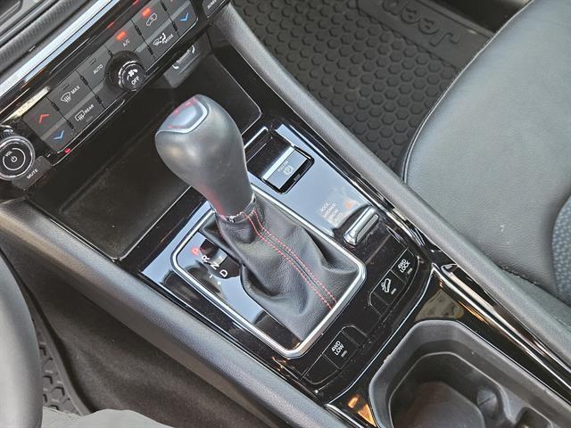 used 2023 Jeep Compass car, priced at $25,999