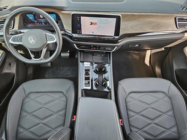 used 2024 Volkswagen Atlas car, priced at $33,291