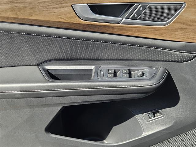 used 2024 Volkswagen Atlas car, priced at $33,291