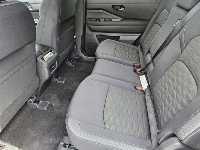 new 2025 Nissan Pathfinder car, priced at $42,225