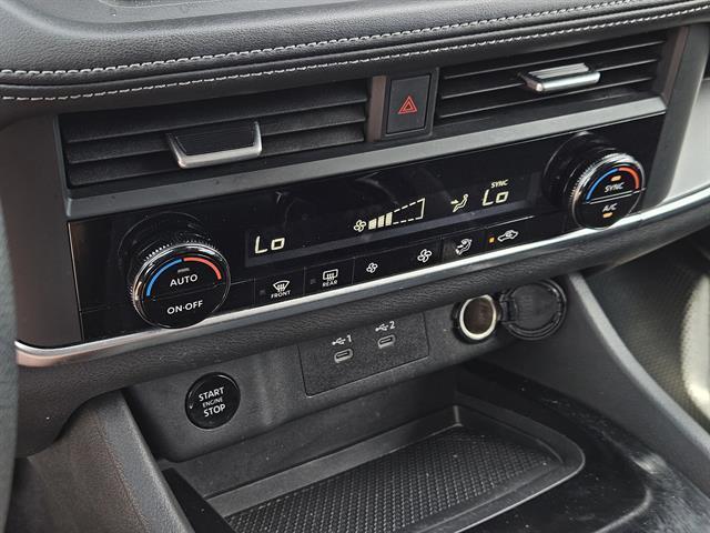 used 2024 Nissan Rogue car, priced at $19,999