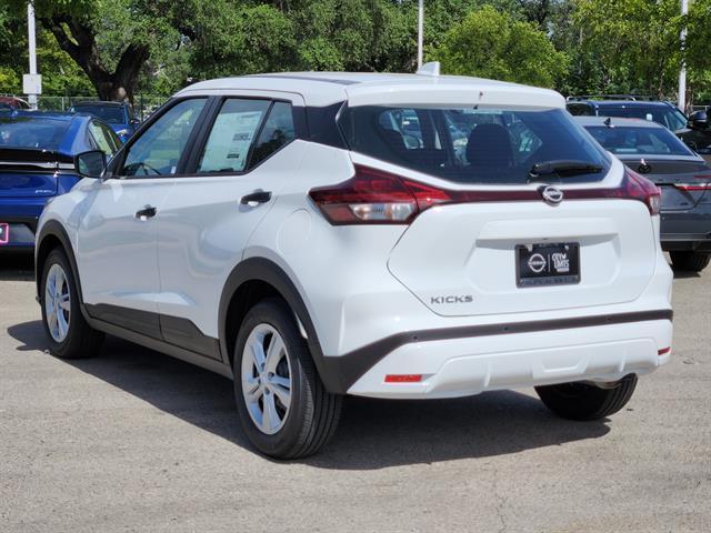 new 2025 Nissan Kicks Play car, priced at $23,165