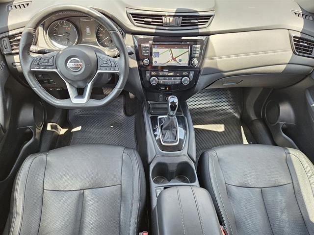 used 2017 Nissan Rogue car, priced at $15,271