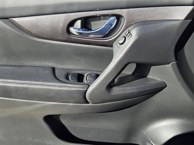 used 2019 Nissan Rogue car, priced at $14,499