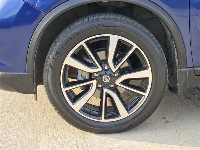 used 2020 Nissan Rogue car, priced at $16,499