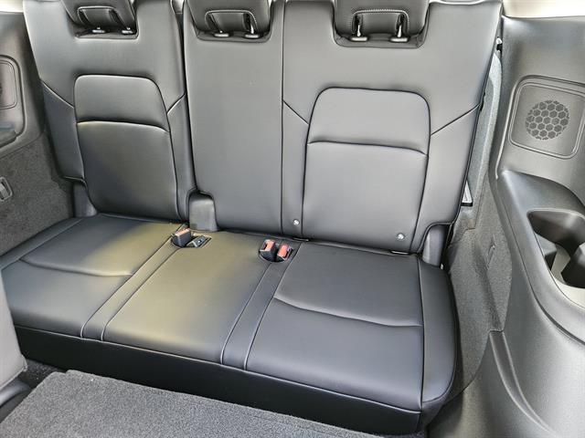 new 2025 Nissan Pathfinder car, priced at $44,050