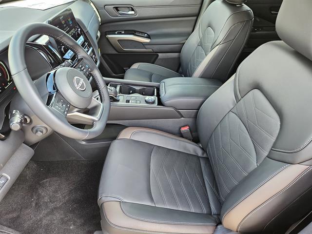 new 2025 Nissan Pathfinder car, priced at $44,050
