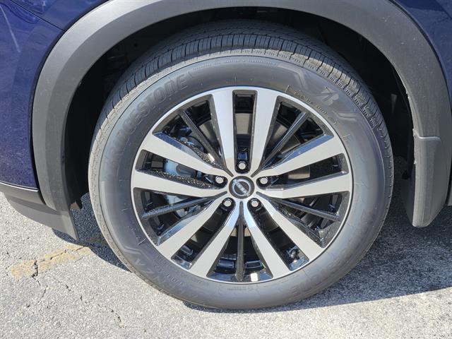 new 2025 Nissan Pathfinder car, priced at $44,050