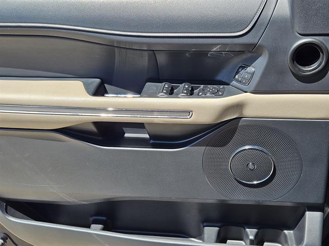 used 2022 Ford Expedition car, priced at $41,999