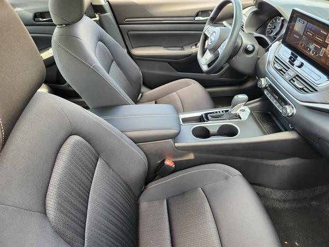 new 2025 Nissan Altima car, priced at $28,999
