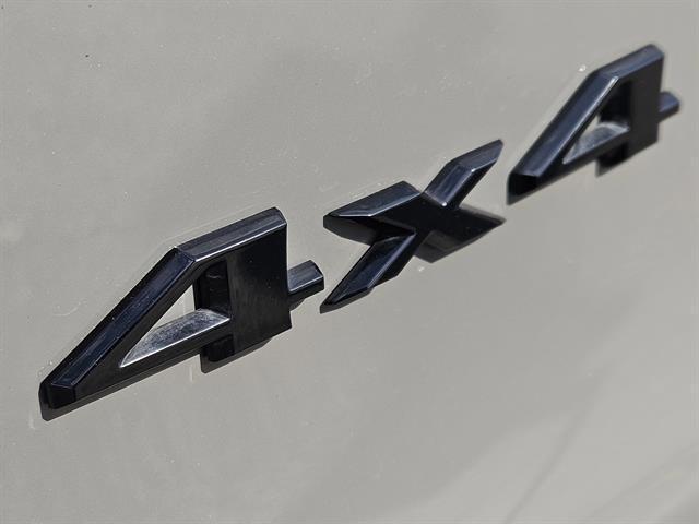 used 2023 Jeep Cherokee car, priced at $19,999