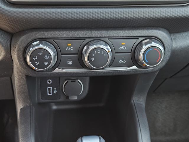 new 2025 Nissan Kicks Play car, priced at $19,999