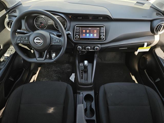 new 2025 Nissan Kicks Play car, priced at $19,999