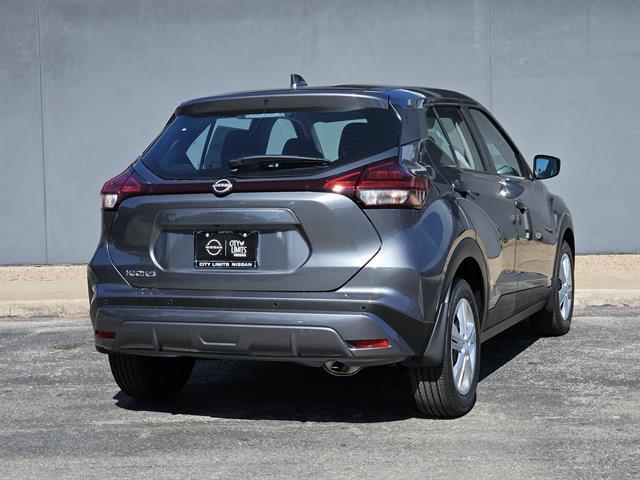 new 2025 Nissan Kicks Play car, priced at $19,999