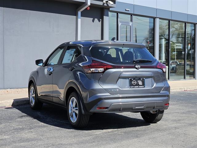 new 2025 Nissan Kicks Play car, priced at $19,999