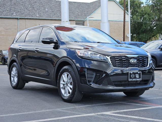 used 2020 Kia Sorento car, priced at $21,491