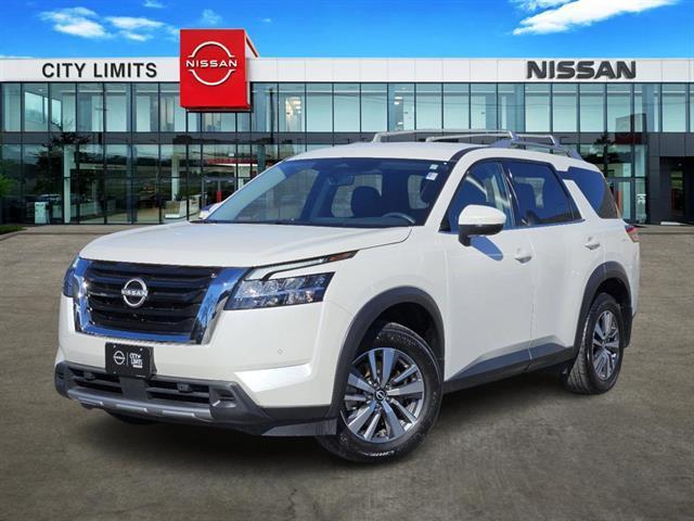 used 2024 Nissan Pathfinder car, priced at $35,982