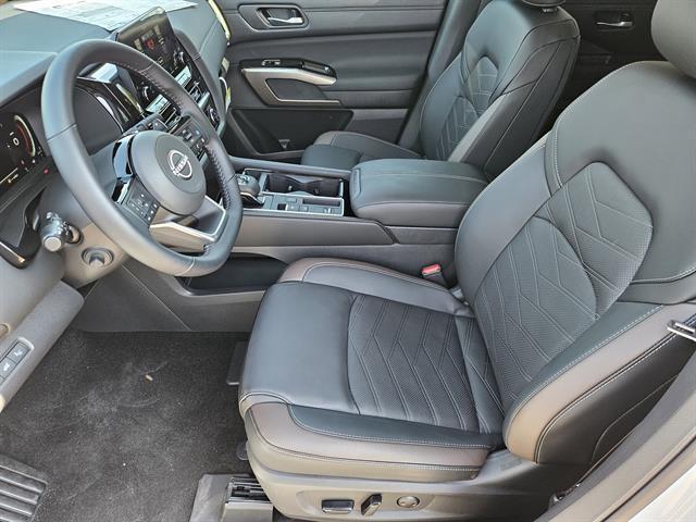 new 2025 Nissan Pathfinder car, priced at $43,150