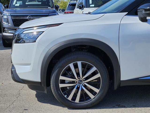 new 2025 Nissan Pathfinder car, priced at $43,150