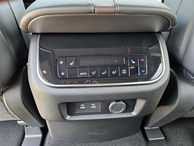 new 2025 Nissan Armada car, priced at $74,210