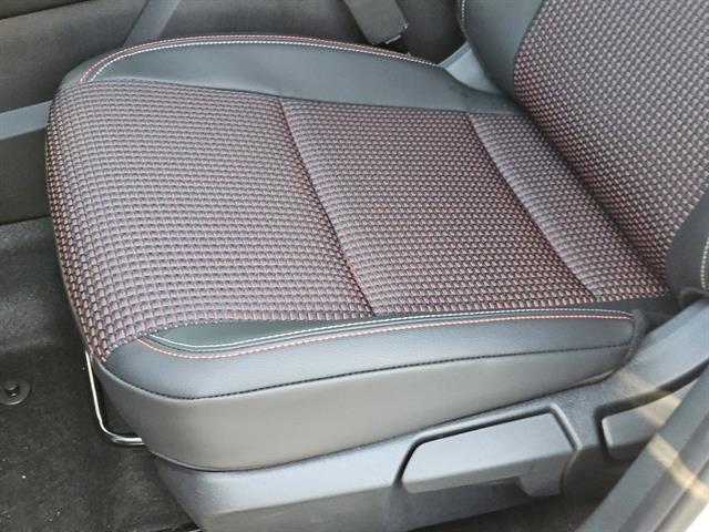 new 2025 Nissan Kicks car, priced at $27,185