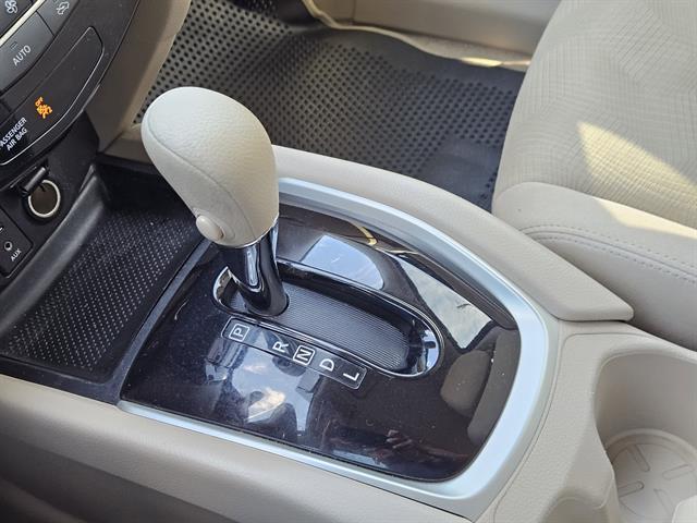 used 2014 Nissan Rogue car, priced at $13,047