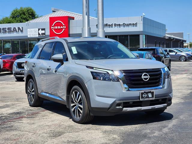 new 2025 Nissan Pathfinder car, priced at $50,778